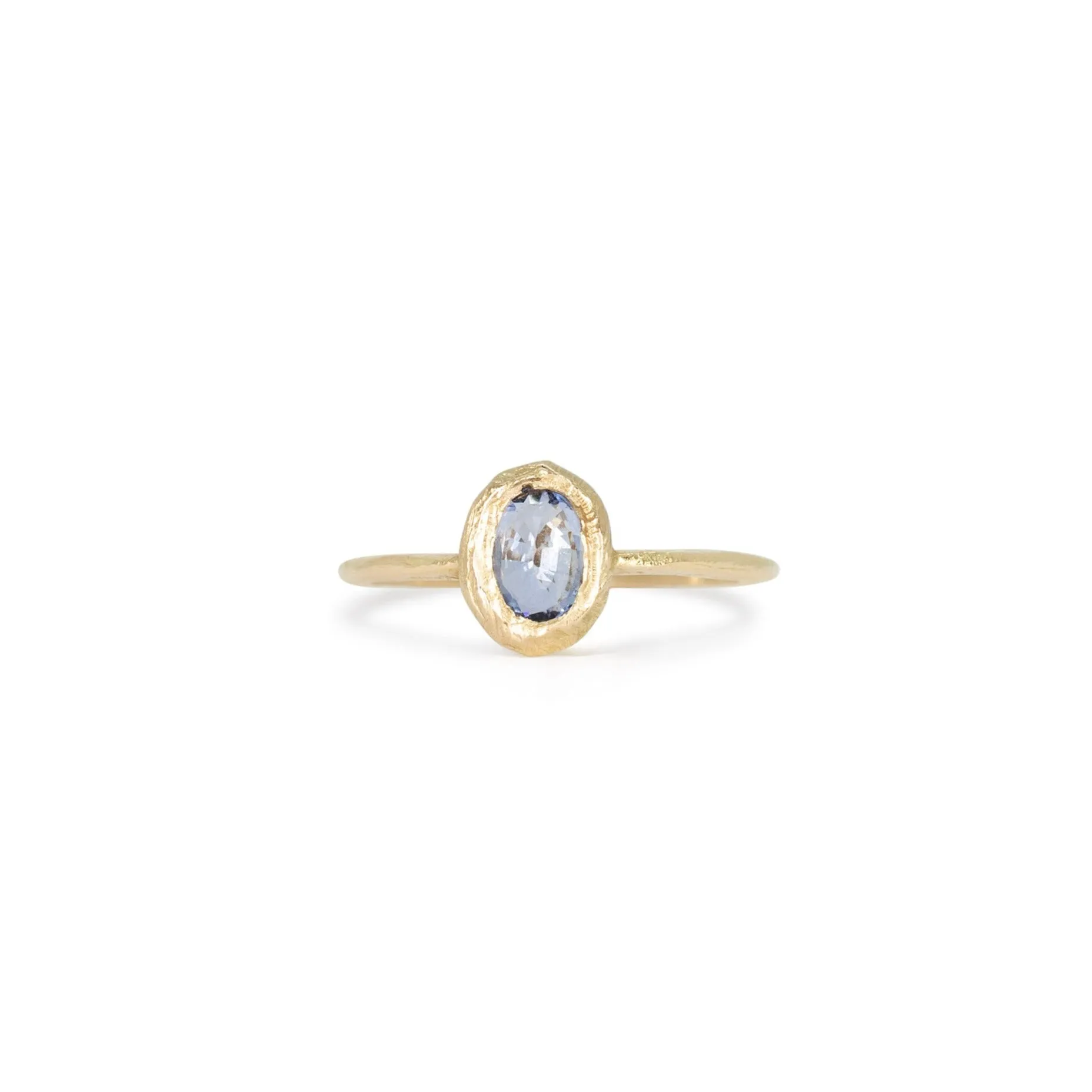 18K Oval Stone Ring in Light Blue Sapphire