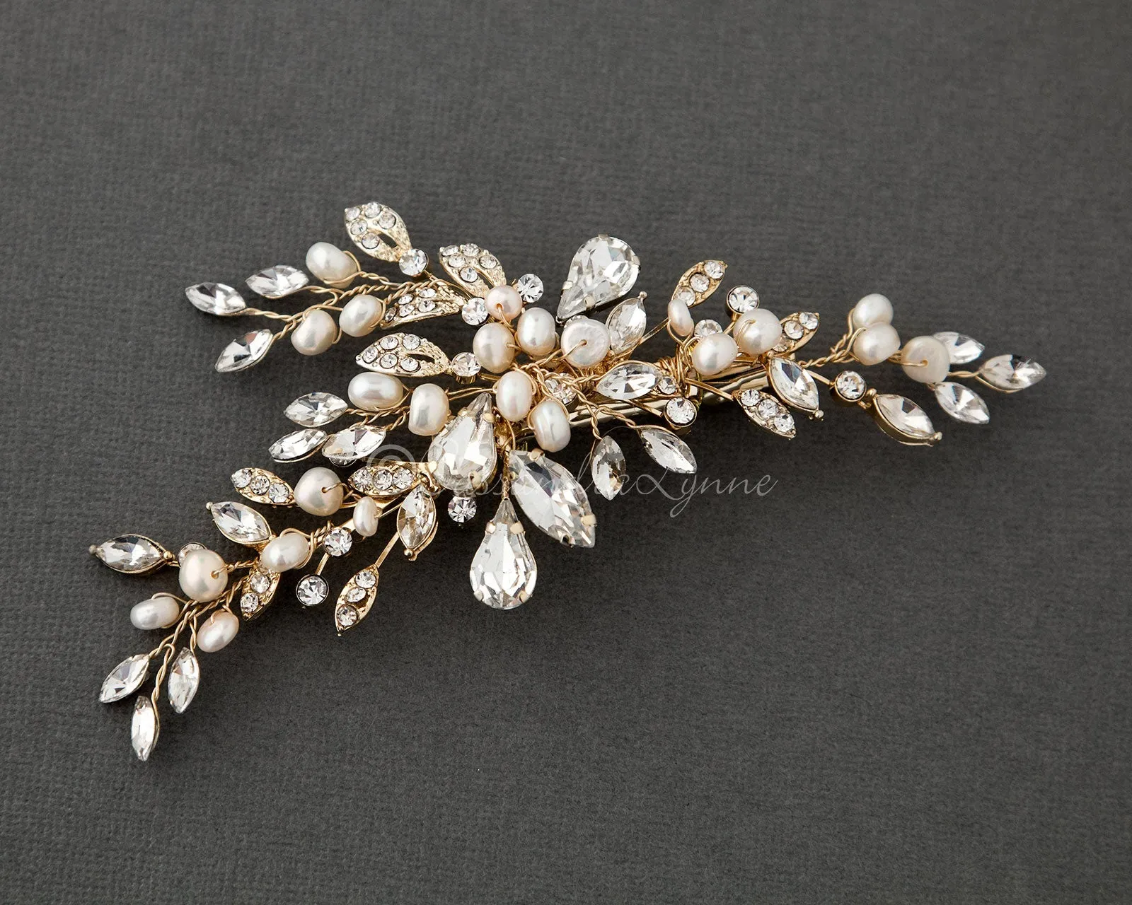 Pearl Bridal Hair Clip of Crystal Leaf and Pearl