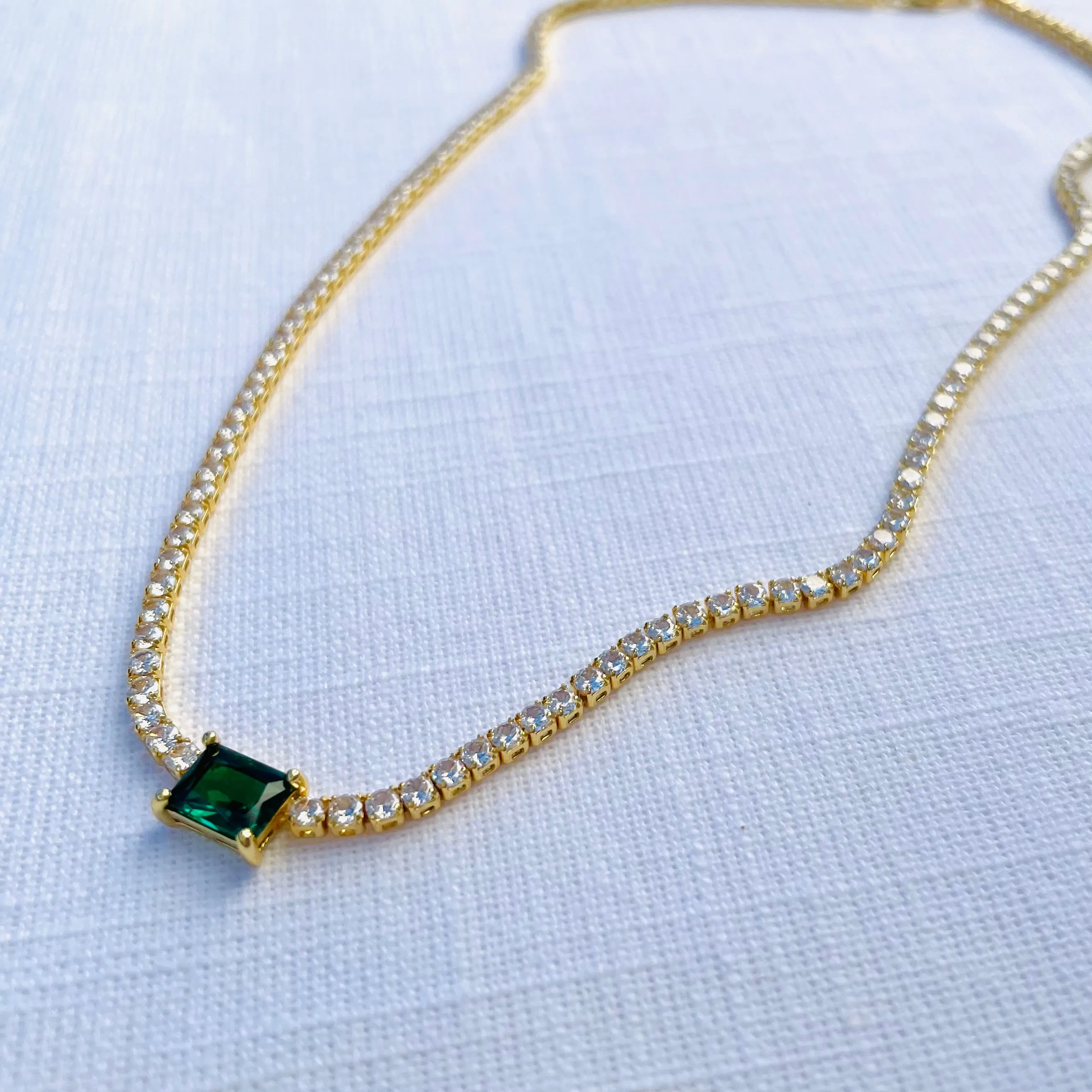 Tennis Necklace with Emerald Crystal