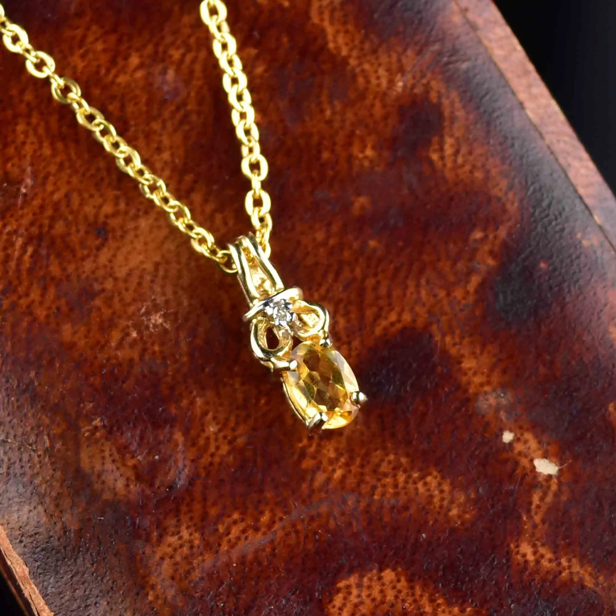 Vintage 10K Gold Citrine Diamond Pendant Necklace