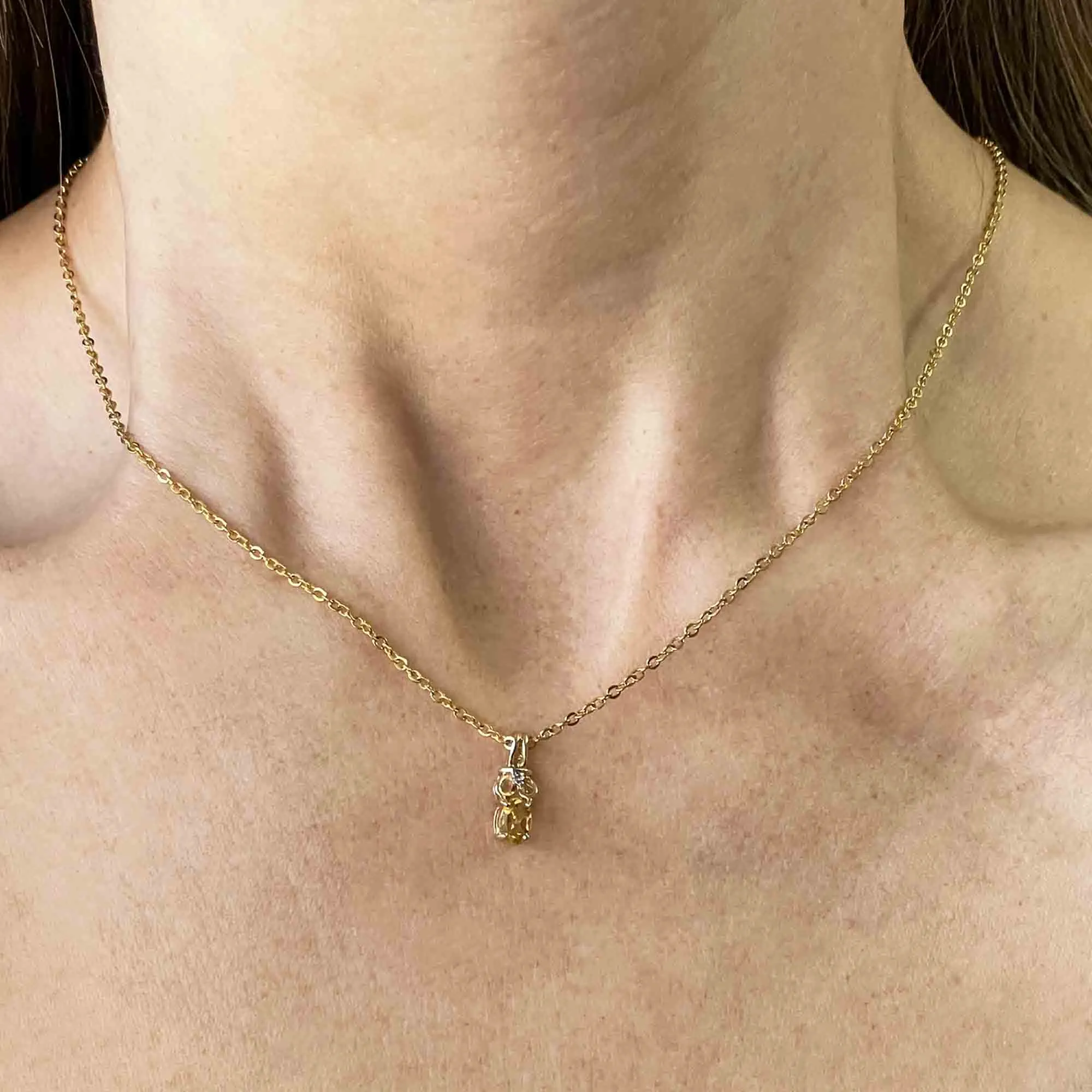 Vintage 10K Gold Citrine Diamond Pendant Necklace