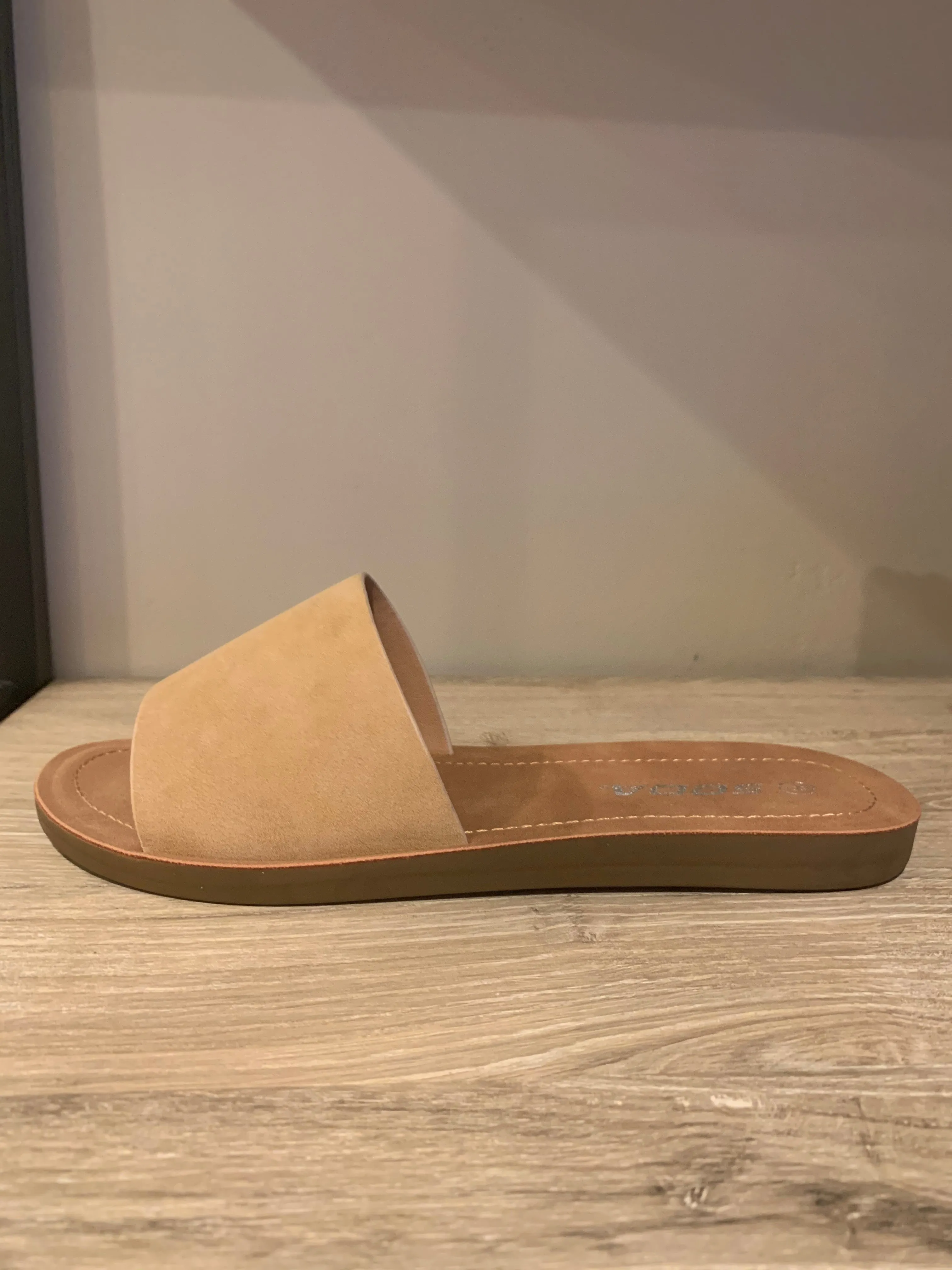 Womens Tan Sandal